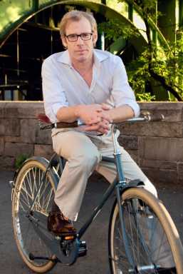 Bridge Park bike philanthropist will bring arts to Gowanus