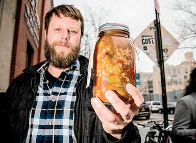 Bacon soup for the hipster soul: W’burg chef hand delivers broth in Mason jars