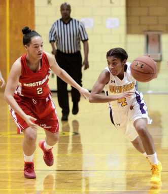 Fraser’s late free throws secure South Shore tight victory over Murry Bergtraum