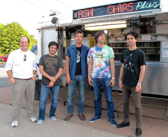Bushwick’s Oneida keeps avant-rocking on