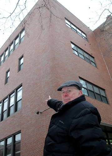 Bad vibrations! R train noise rattles Ridge