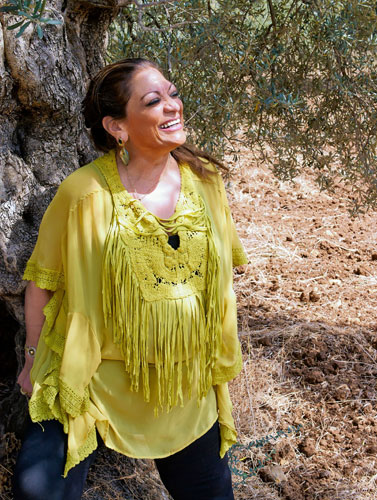 Spice girl: Bay Ridge icon pens new cookbook