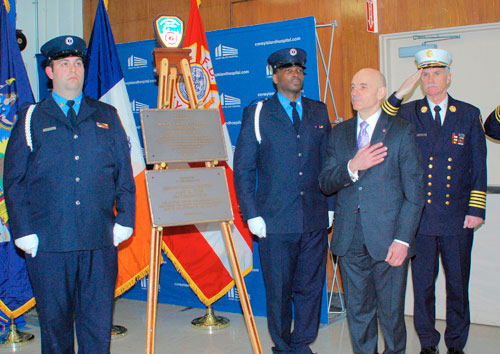 Standing O salutes 9-11 heroes