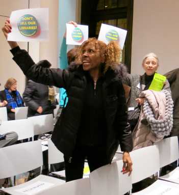 Library lovers slam Brooklyn Heights Association