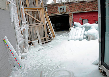 Out-of-control mystery ice-maker freezes Williamsburg alley