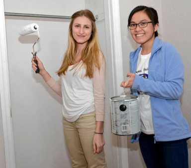 Prescription for smiles: Med students secretly redo young cancer patient’s bedroom
