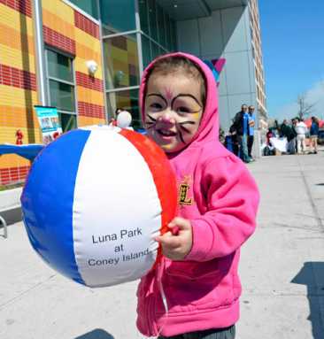 Coney comes out for block party