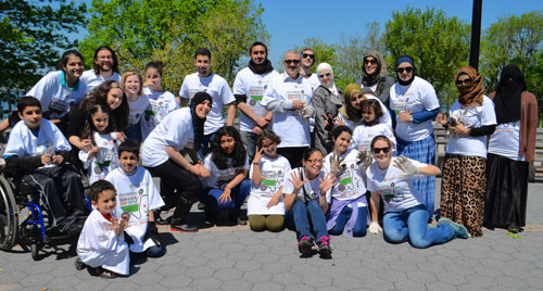 Arab American Association helps clean up Shore Road Park