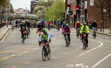 Cyclists take to the BQE for borough-spanning ride