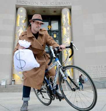 Bike Brooklyn’s old-timey crime scenes