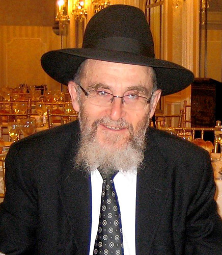 Standing O shouts a hearty ‘Mazel tov’ to Rabbi Yechezkel Pikus of COJO of Flatbush