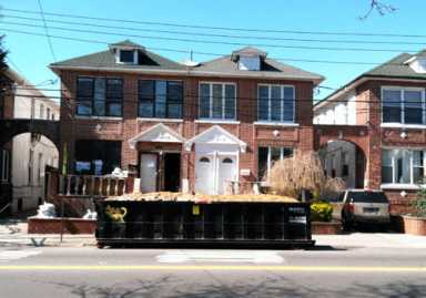Dyker cram crisis! Residents say houses chopped up into mini-apartments