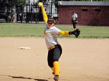 Yellow Jackets can’t complete comeback in quarterfinal loss to Construction