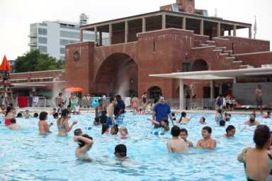 Where to go swimming in Brooklyn this summer