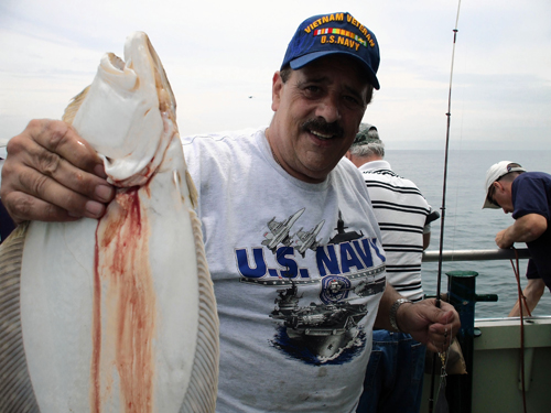 Tour of duty: Fishing trip floats vets’ boats