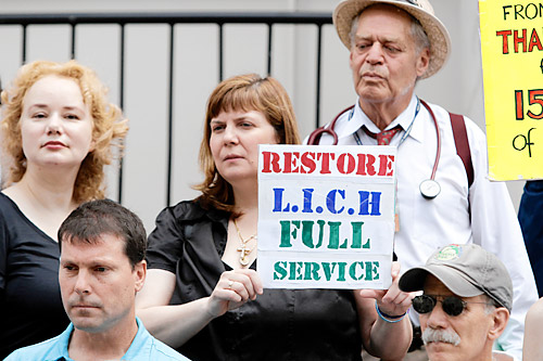 Activists claim racism as LICH deal nears end
