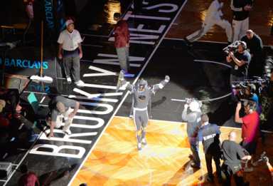 A real Brooklyn knight: W’burg warrior heading to Europe to do battle