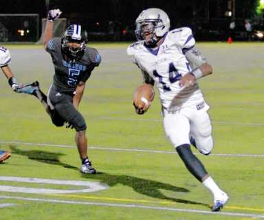 Hot Rod: Rodriguez’s late touchdown lifts Lincoln over Grand Street