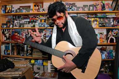 A tribute fit for the King: Midwood man’s home is ‘mini-Graceland’
