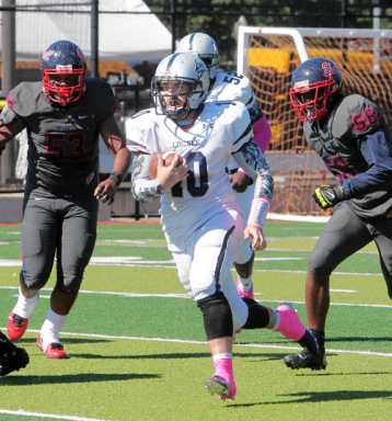 Dutchmen defense stars in tight victory