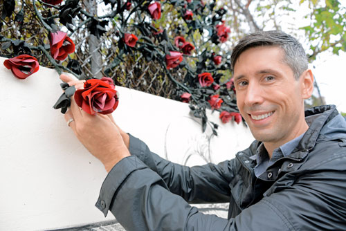 Artist adorns Gowanus Canal with ‘roses’ made from Ralph Lauren shirts