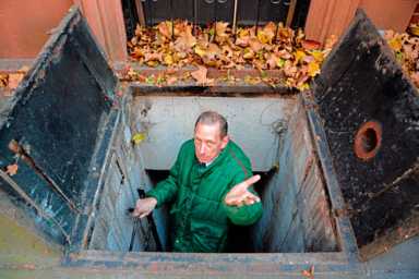 UPDATE: Bklyn Heights building secured, thanks to our article