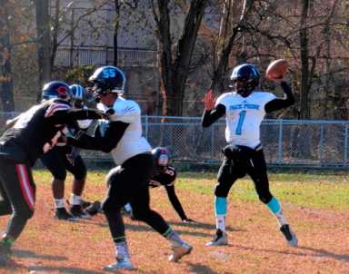 Dynamic Grand Street beats Clinton to reach semifinals