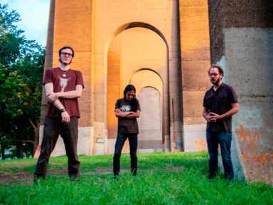 Bouzouki Joe: Greenpointer combines psych rock with traditional Greek music