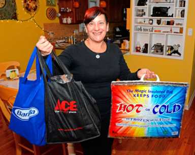 Dime bags: Southern Brooklyn pols battle proposed 10-cent fee