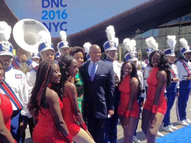 Dems tour Brooklyn in search of a good time
