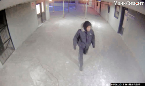 Change chump: Jerk attacks elderly woman for $6