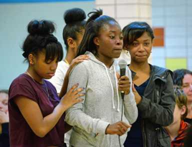 Slope parents, teachers, kids blast NYPD’s ‘racist’ teen-shooing tactic