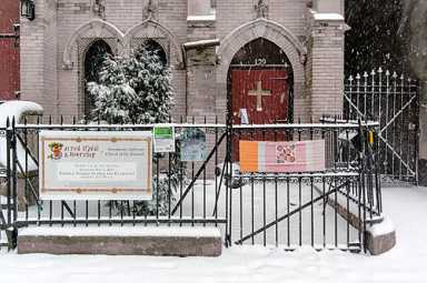 Helter shelter! Greenpoint Church quietly opens 10-bed sleepover for alcoholics