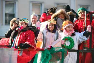 Three kings for a day: W’burg Christians mark holiday, honor slain officer