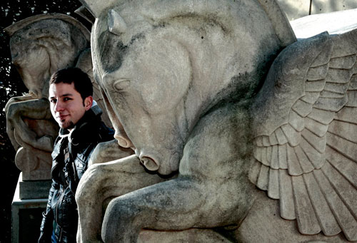 Oh my gods! F’Greene author schools kids on Greek mythology through comics