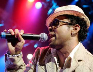 Shaggy brings romance to Brooklyn for Valentine’s Day