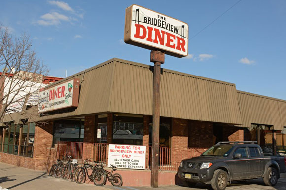 Back for seconds: Bridgeview to remain diner after sale