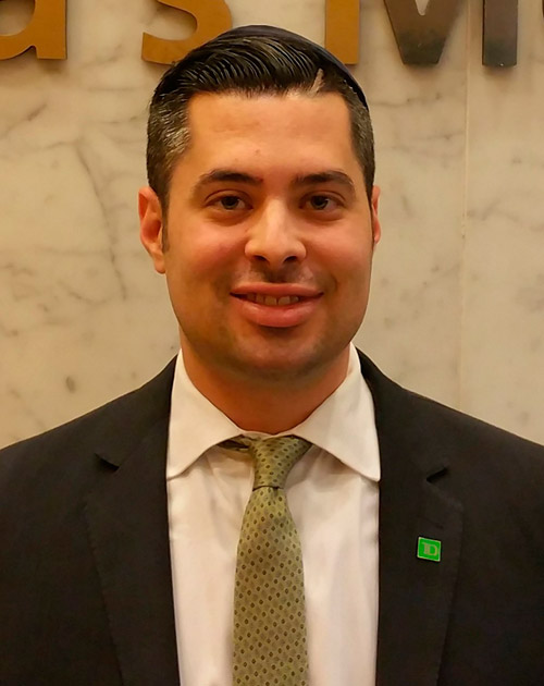 Standing O is keeping the porch light on