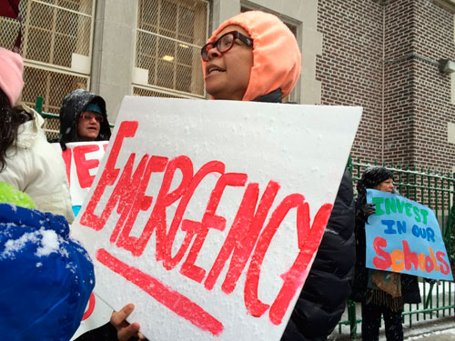 Marked absence: Sunset Parkers demand city build more schools for overcrowded district