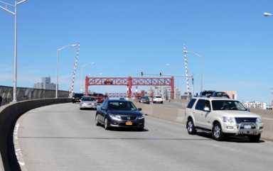 Commuters: Rush-hour drawbridge lifts must stop