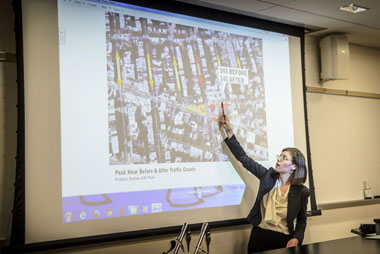 Staying Put-nam: Panel members want to keep controversial plaza