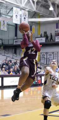 Russell’s ‘A’ game powers Nazareth into Federation final