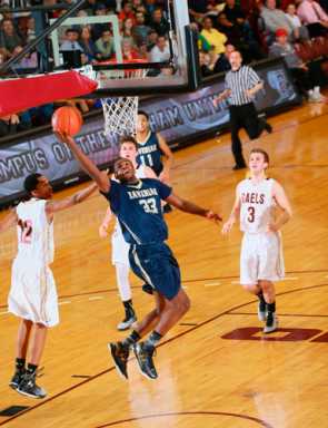 Clippers ship into city title game