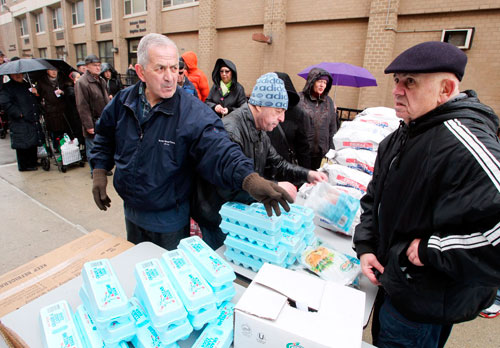 How con-seder-ate! Jewish groups hand out kosher-for-Passover food