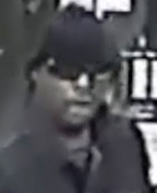 Cops seek Gravesend liquor store robber