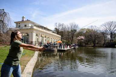 Fishing families bash trash in Prospect Park