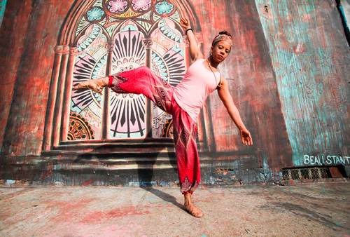 Walt-zing around! Dancer celebrates the Bard of Brooklyn