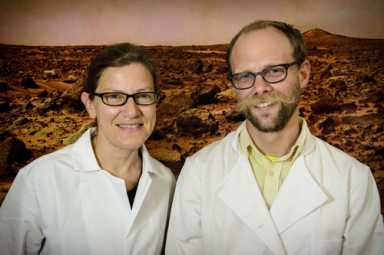 Knife on Mars: Artists need your help improving space food