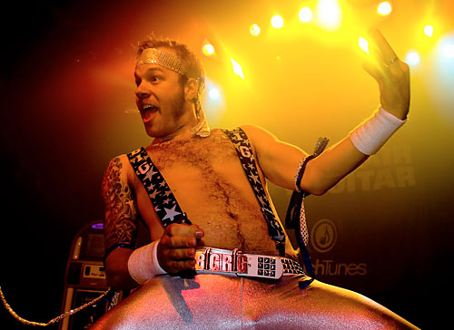 Air apparent! Fake guitar championships are back