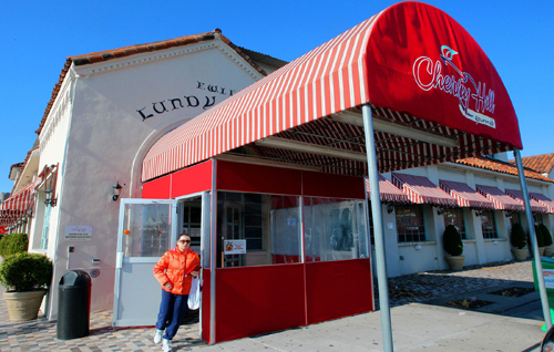 Grocery owner seeks to rezone Lundy’s for supermarkets